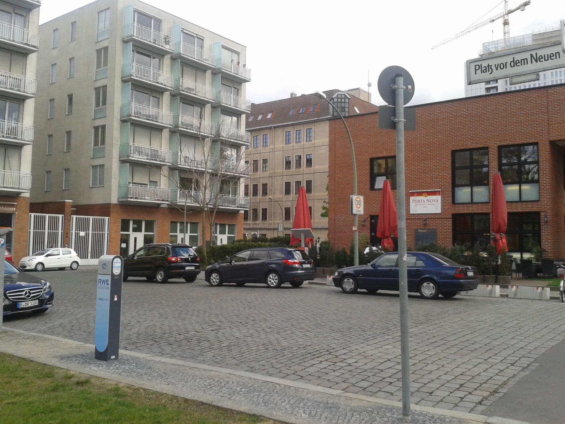 Foto der Ladestation Platz vor dem Neuen Tor, 10117 Berlin