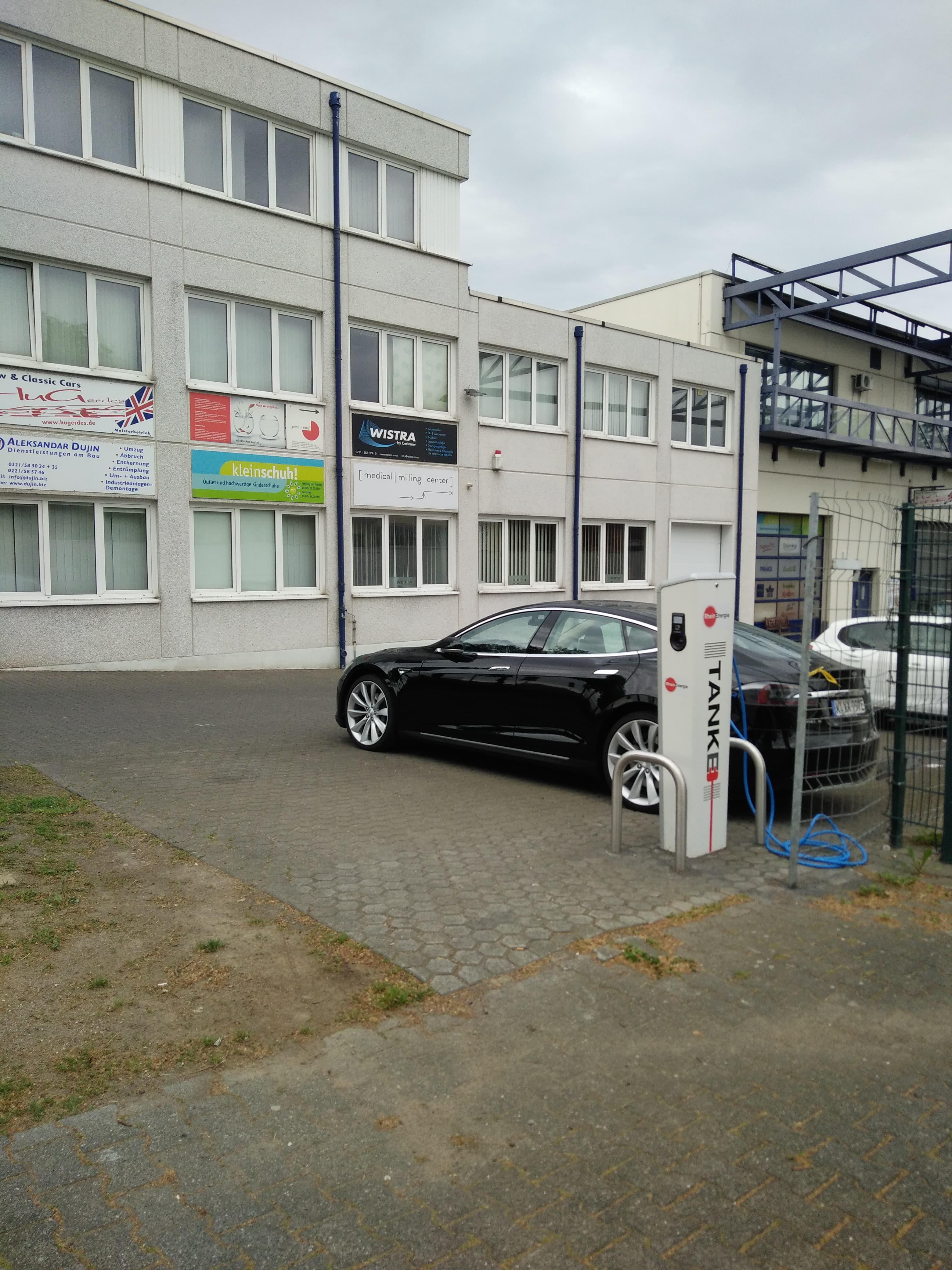Foto der Ladestation [TankE] - Wilhelm-Mauser-Str. 41-43