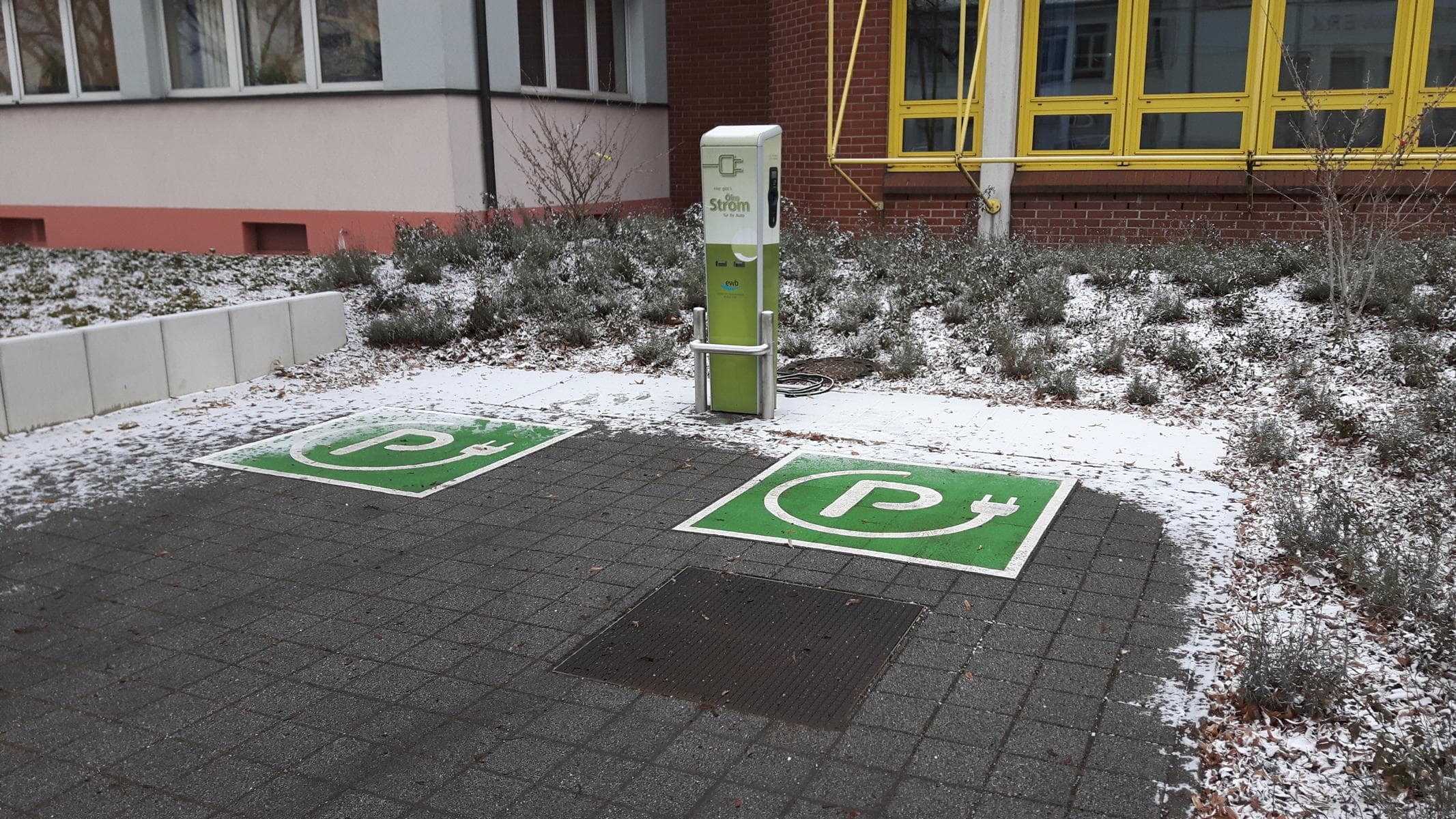 Foto der Ladestation Schnabel-Henning-Str. 1